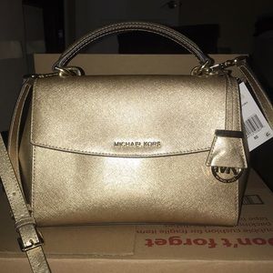Gold crossbody Michael kors